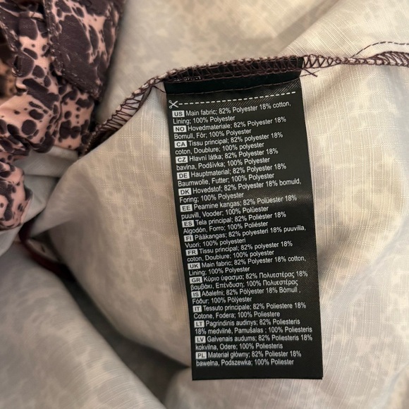 Kari Traa Istad Light Jacket in Fig - Picture 6 of 7